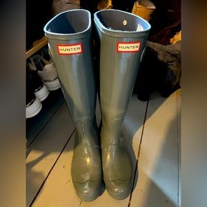 Hunter tall grey boots